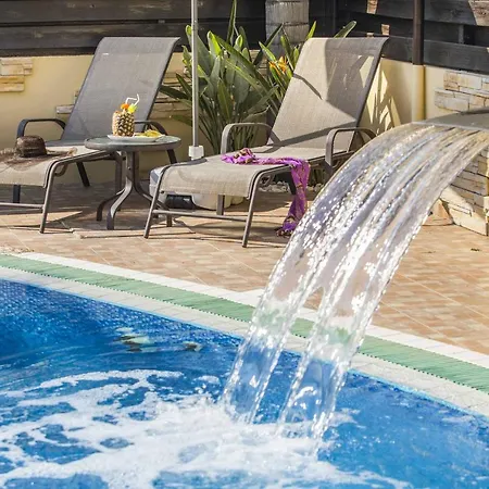 Tropical Villa Ayia Napa