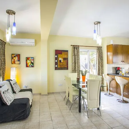 Villa Tropical Ayia Napa