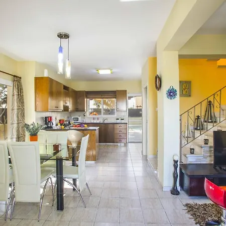 Villa Tropical Ayia Napa